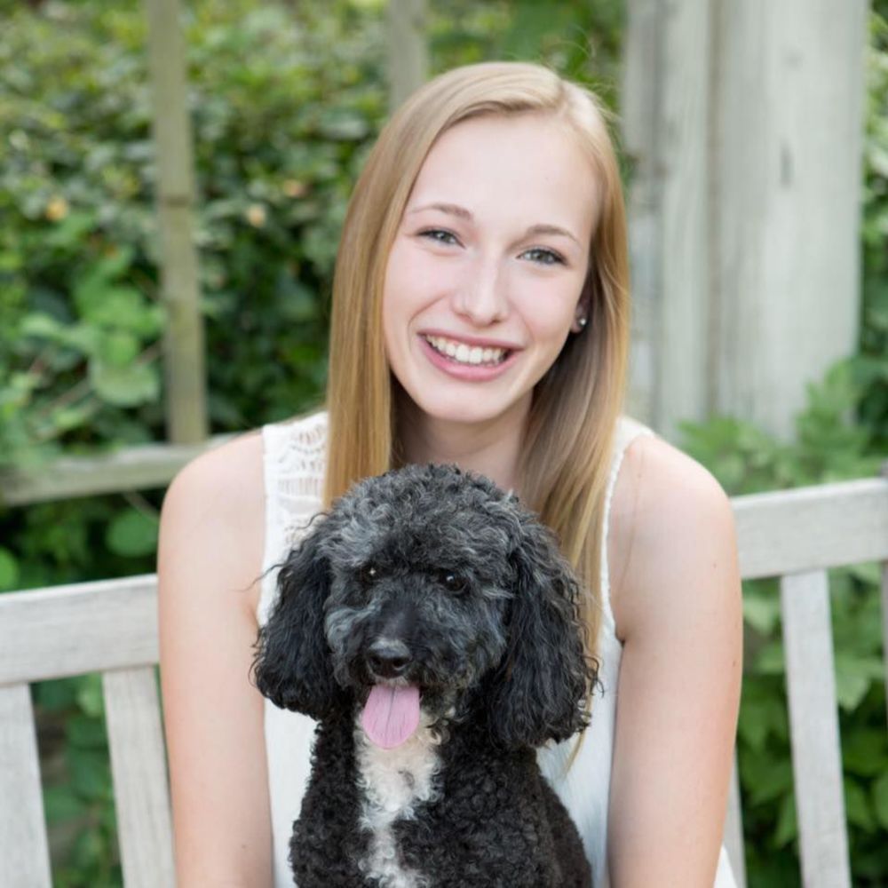 Meet your Posher, Andrea